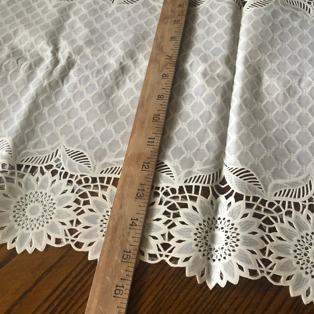 Vintage Table Runner Reversible & Wipeable